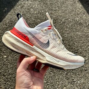 Nike Invincible 3 ZoomX - Men’s 9.5